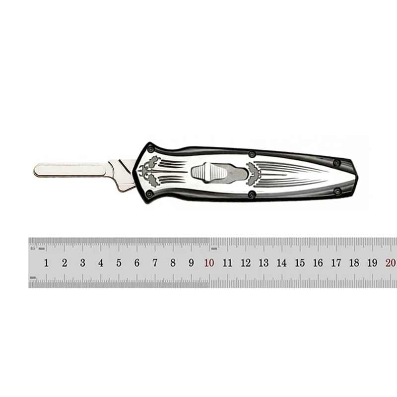 Coltello Tascabile EDC con Man - Edc Carry Pocket Knife recensione e prezzo